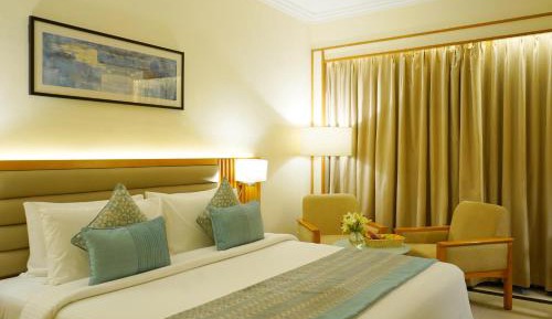 Superior Room - 1 Double Bed (1+1 on IMFL, 2Pcs Laundry Free)