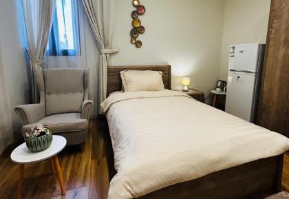 Single Room with Private External Bathroom