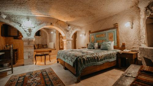 Superior King Suite