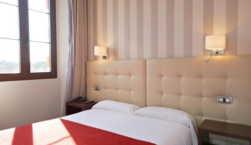 Double or Twin Room with Spa Access