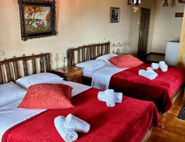 Quadruple Room with Lake View and Fireplace