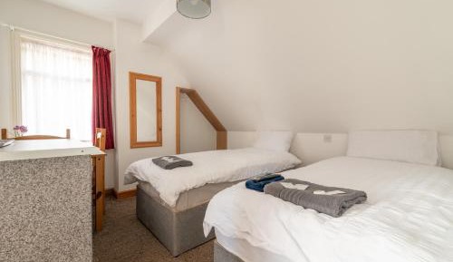 Classic Quadruple Room