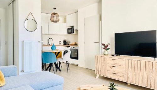 One-Bedroom Apartment with Balcony