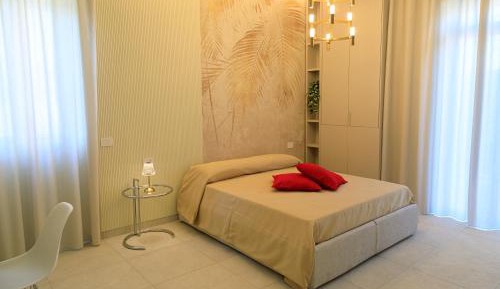 Queen Room with Spa Bath