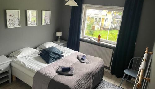 Standard Double Room with Shared Bathroom