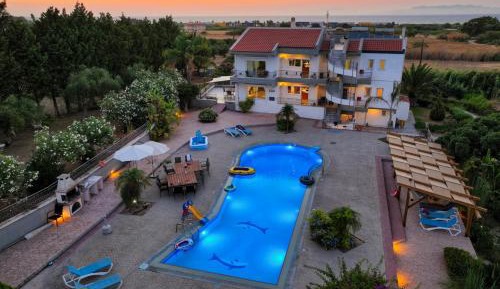 Studio with Garden View