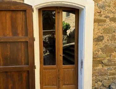Family Room with Garden View