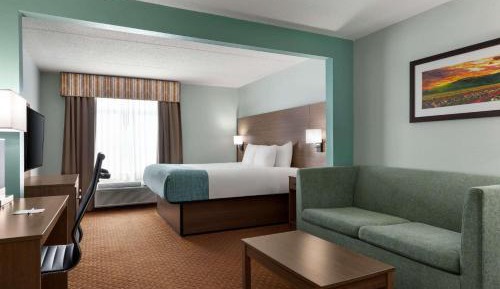 Superior King Room