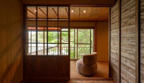 "Sengen-no-ma" Family Room with Lake View