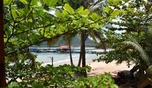 Deluxe Triple Room with Sea View