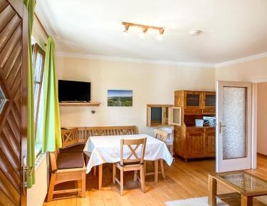 One-Bedroom Apartment 5