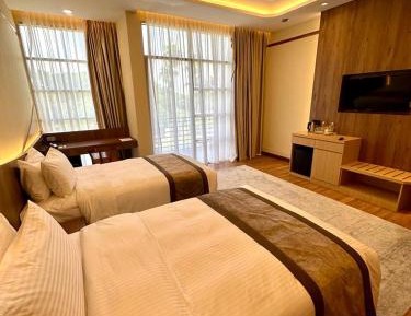 Deluxe Park View Twin Room