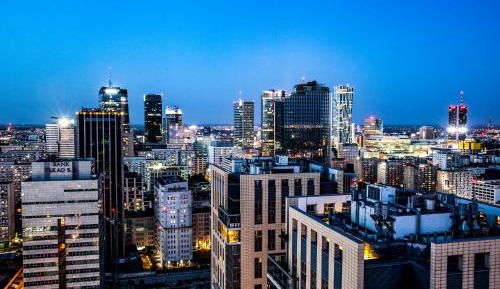 Deluxe King Room with City View
