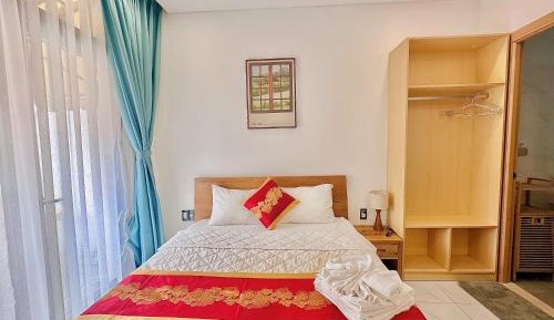 Double Room with Balcony (2 Adults + 1 Child)