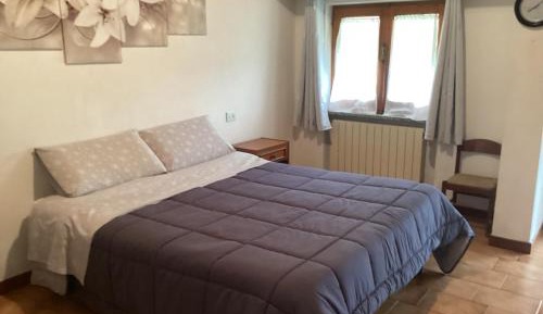 Three-Bedroom Apartment with Balcony