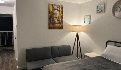 Queen Room with Garden View