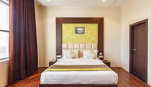 Executive Triple Room