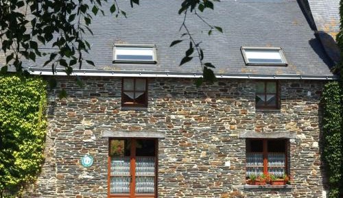 Holiday Home (6 Adults)