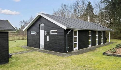 Three-Bedroom Holiday Home 
