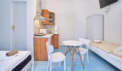 Apartment with Shower