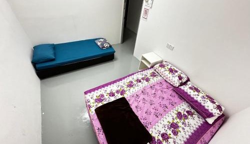 Triple Room with Shared Bathroom