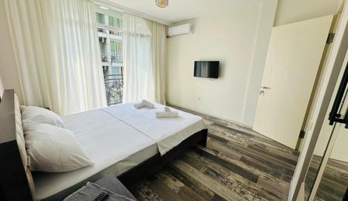 Quadruple Room with Lake View
