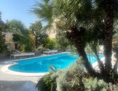 Deluxe Villa