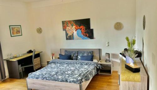 Double Room with Shared Bathroom