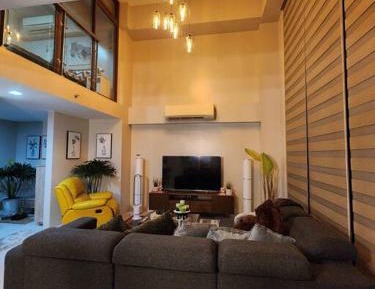 Two-Bedroom Loft Apartment