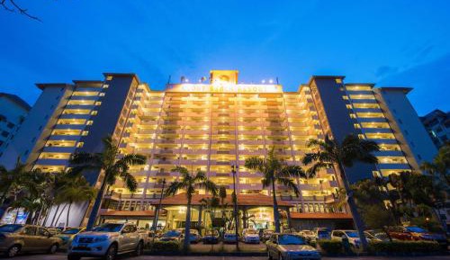 Two-Bedroom Apartment with Resort View