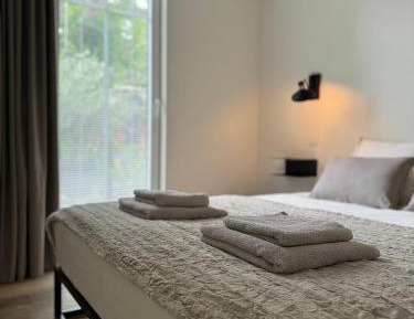 Deluxe Double Room with Bath