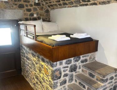 Deluxe Double Room with Shower