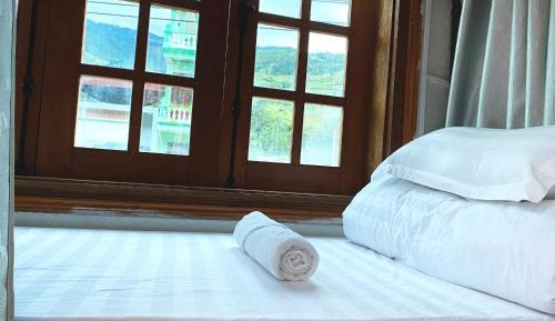 Bed in 6-Bed Mixed Dormitory Room