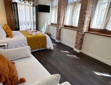 Junior Suite with Balcony