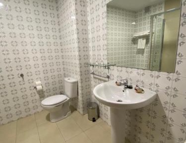 Twin Room with Extra Bed