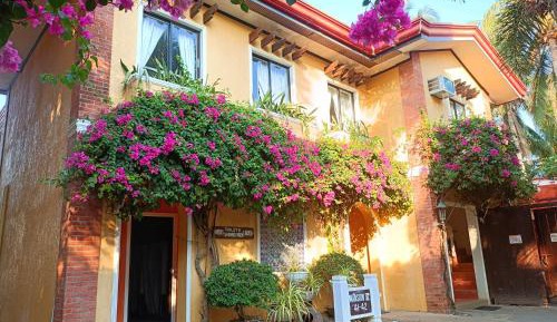 Mixed Dormitory Room