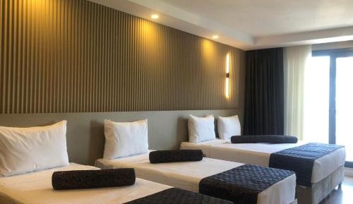 Family Room with Sea View