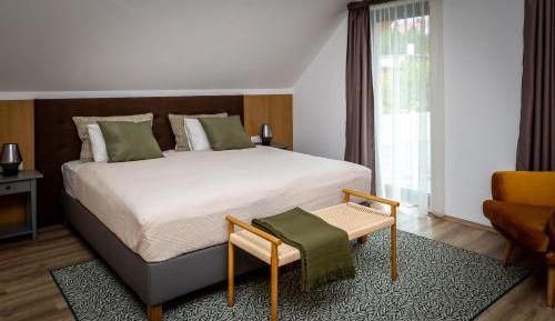 Triple Room with Terrace