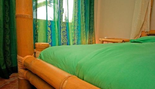 One-Bedroom Apartment with Sea View