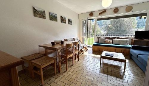 Apartment (4 Adults)