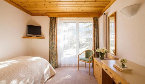 Classic Single Room