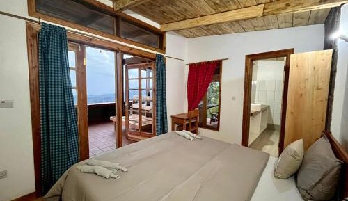 Double Room with Mountain View