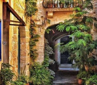 Double Room with Shared Bathroom