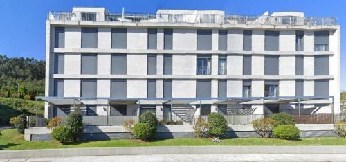 Apartment with Pool View 
