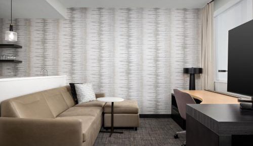 King Studio with Sofa Bed