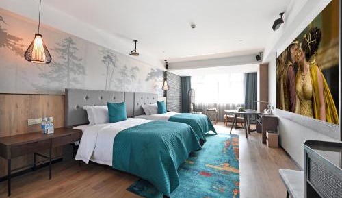 Triple Room with Mountain View