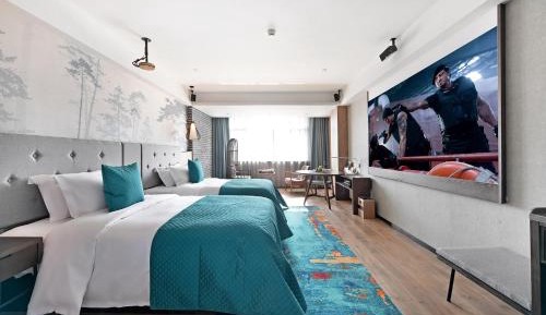 Twin Room with Mountain View
