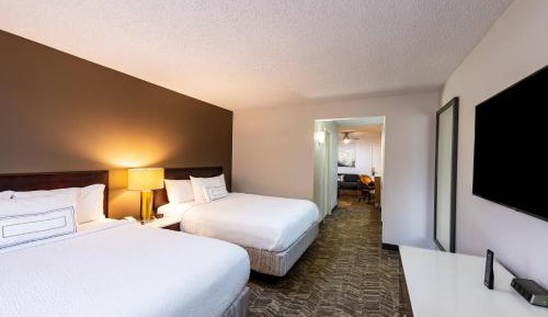 Queen Suite with Two Queen Beds and Sofa Bed