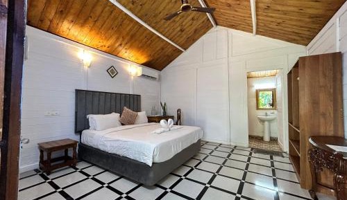 Superior King Room