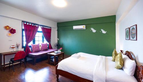 Double Room with Shared Bathroom